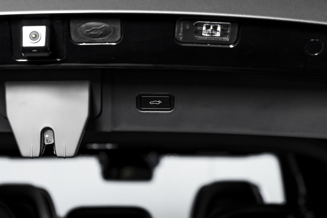 Lynk & Co 08