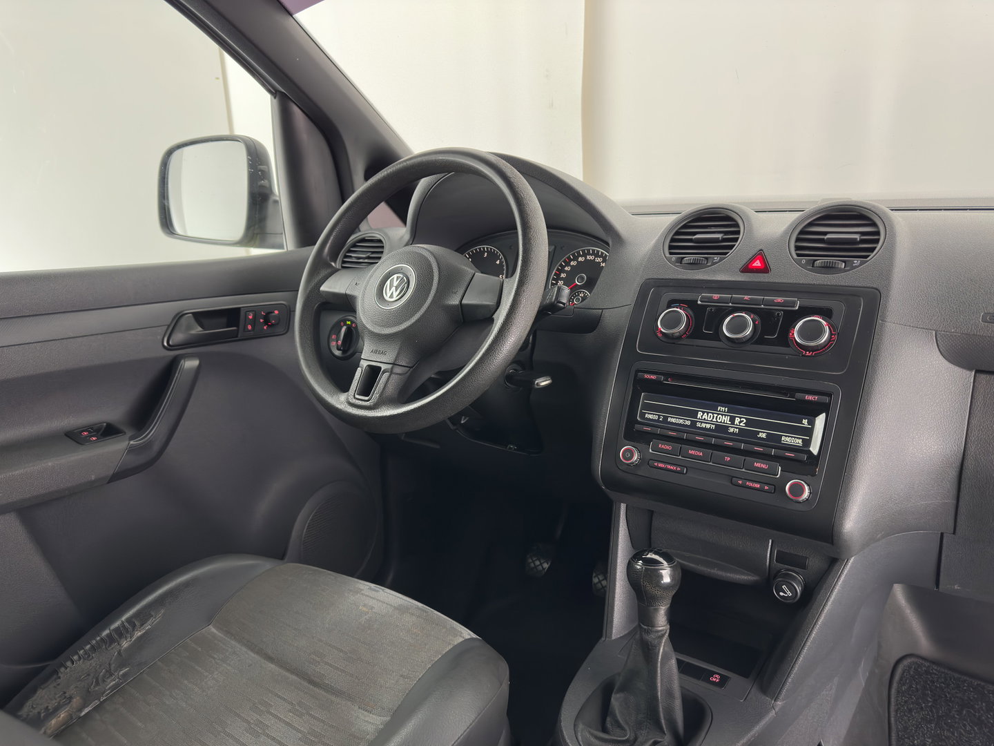 Volkswagen Caddy 1.6 TDI BMT *AIRCO | CRUISE | PDC | TOWBAR | LOWERED | COMFORTSEATS | RADIO-CD | 17''ALU*