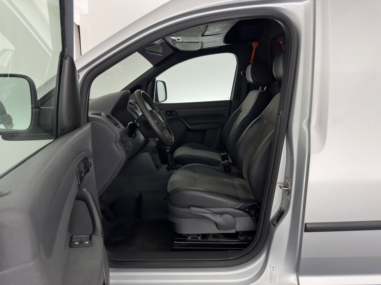 Volkswagen Caddy 1.6 TDI BMT *AIRCO | CRUISE | PDC | TOWBAR | LOWERED | COMFORTSEATS | RADIO-CD | 17''ALU*