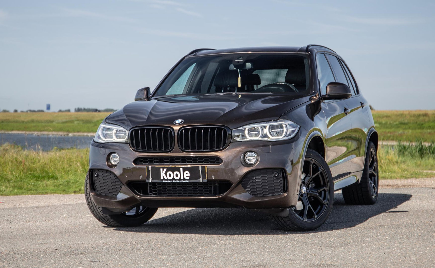 BMW X5 xDrive35i High Executive M PAKKET / SOFT CLOSE / STOELVERWARMING / BRUIN LEER / PRACHTIG !!