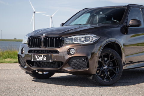 BMW X5 xDrive35i High Executive M PAKKET / SOFT CLOSE / STOELVERWARMING / BRUIN LEER / PRACHTIG !!