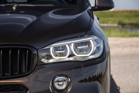 BMW X5 xDrive35i High Executive M PAKKET / SOFT CLOSE / STOELVERWARMING / BRUIN LEER / PRACHTIG !!