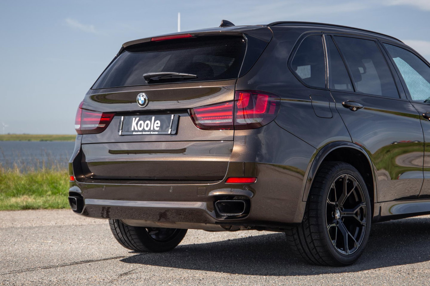 BMW X5 xDrive35i High Executive M PAKKET / SOFT CLOSE / STOELVERWARMING / BRUIN LEER / PRACHTIG !!