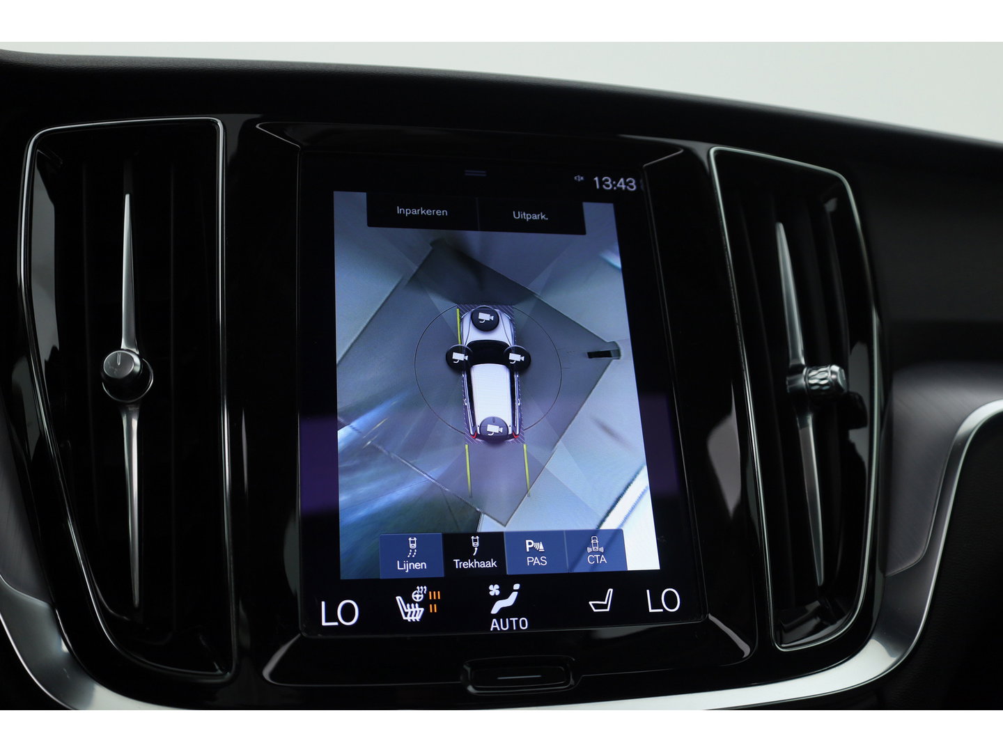 Volvo V60 2.0 B3 Business Pro | Pano-dak | Trekhaak | 360 camera | Prijs rijklaar | Adap. Cruise | Dodehoek (Blis) |