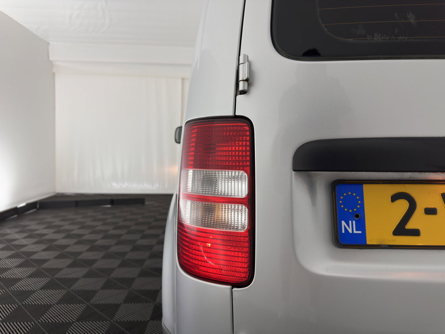 Volkswagen Caddy 1.6 TDI BMT *AIRCO | CRUISE | PDC | TOWBAR | LOWERED | COMFORTSEATS | RADIO-CD | 17''ALU*