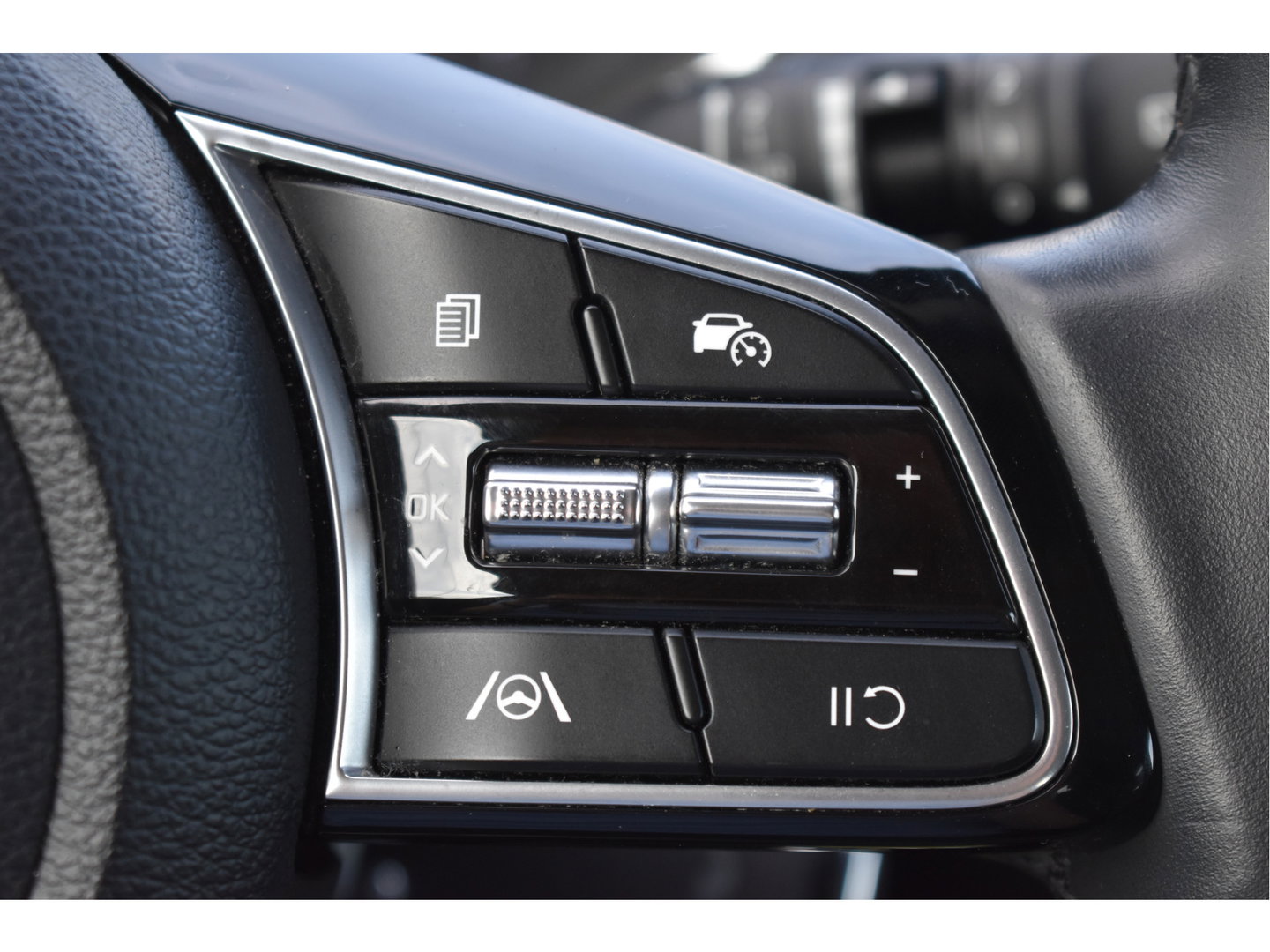 Kia Xceed 1.5 T-GDi GT-Line 160 pk | Camera | Carplay | Stuurverwarming | Climate Control | Full LED | LM-Velgen | Historie