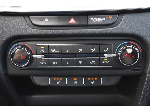 Kia Xceed 1.5 T-GDi GT-Line 160 pk | Camera | Carplay | Stuurverwarming | Climate Control | Full LED | LM-Velgen | Historie