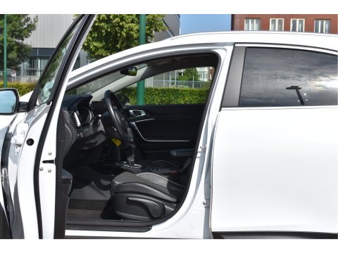 Kia Xceed 1.5 T-GDi GT-Line 160 pk | Camera | Carplay | Stuurverwarming | Climate Control | Full LED | LM-Velgen | Historie