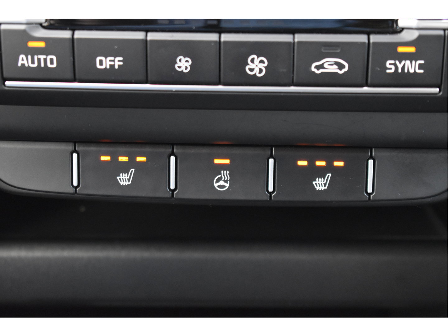Kia Xceed 1.5 T-GDi GT-Line 160 pk | Camera | Carplay | Stuurverwarming | Climate Control | Full LED | LM-Velgen | Historie