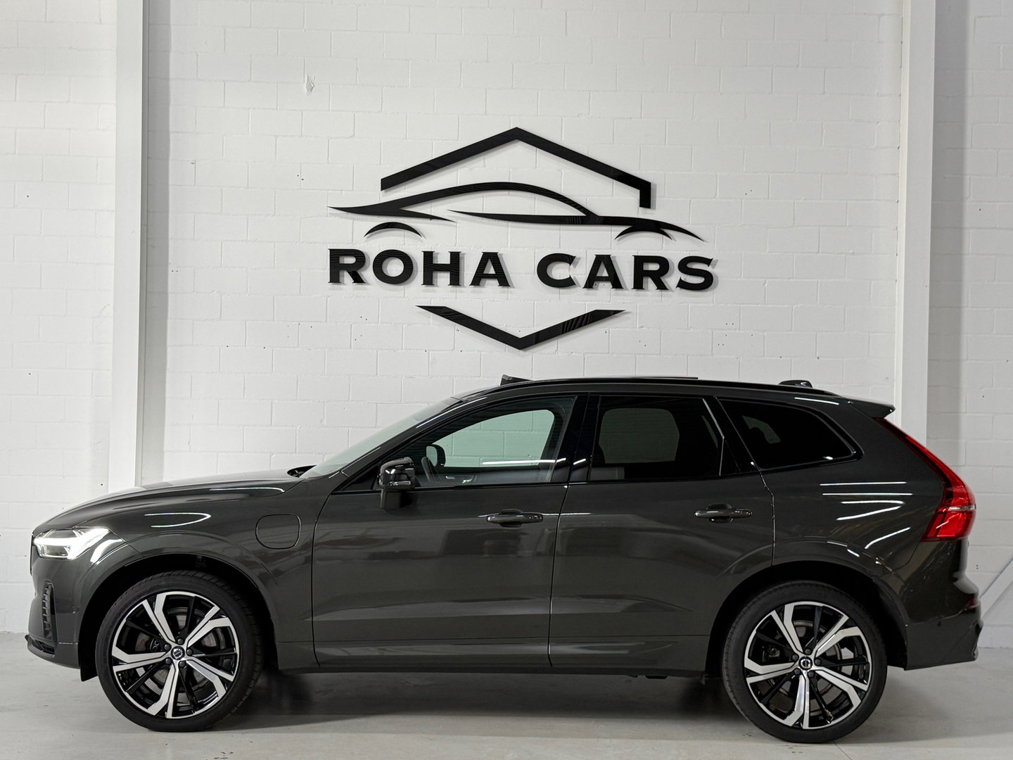 Volvo XC60 2.0 T6 Plug-in hybrid AWD Plus Bright*360 Camera*stoelverwarming*Pano*BOMVOL*