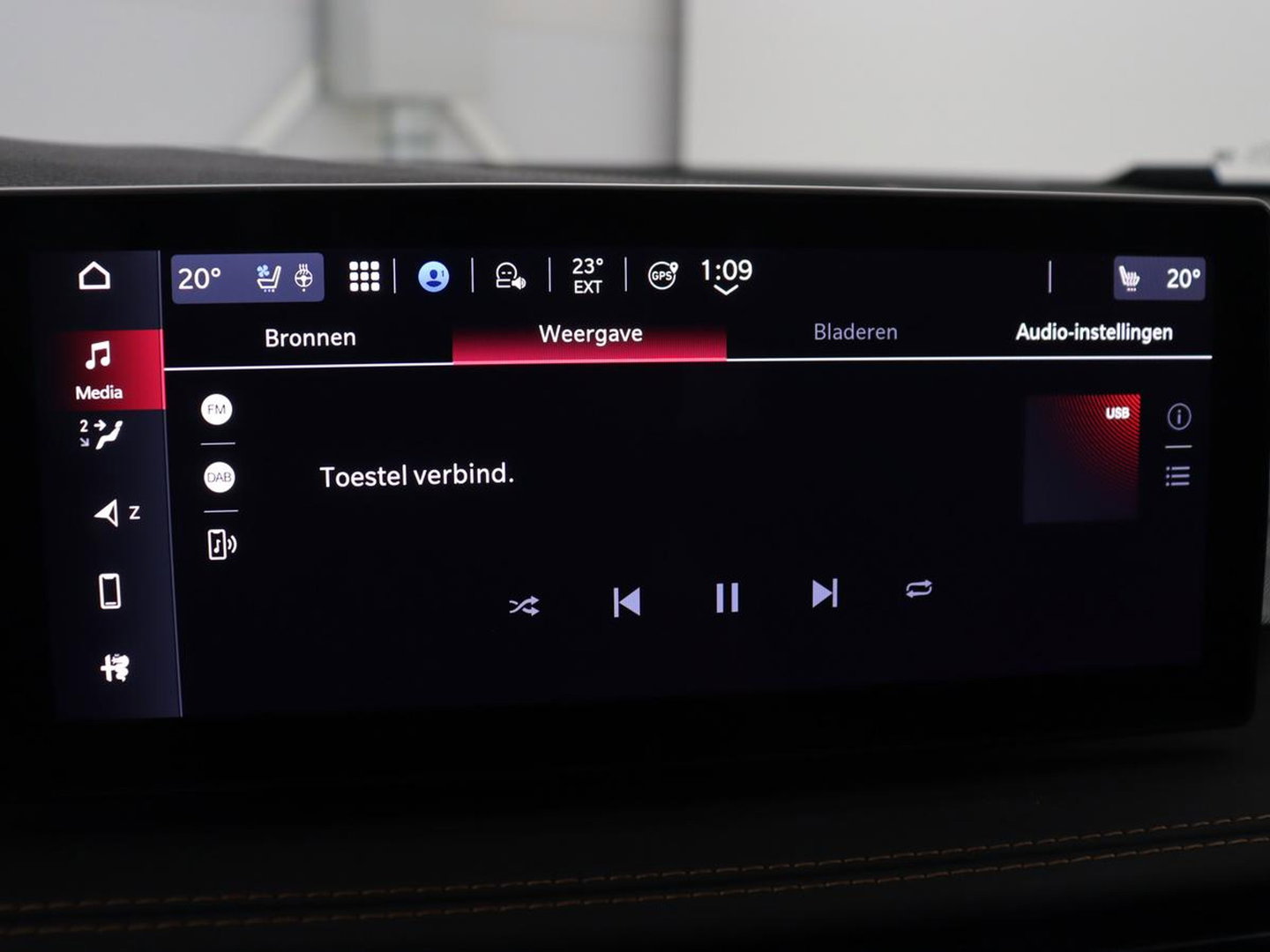 Alfa Romeo Tonale 1.5T Hybrid Veloce | 360 Camera | Stoel ventilatie | Stoel/stuur verwarming | Carplay | Matrix LED | Digital cockpit | Keyless | Adaptive cruise | Elektrische stoelen | Leder | Parkeerhulp | Elektrische kofferbak | Climate control