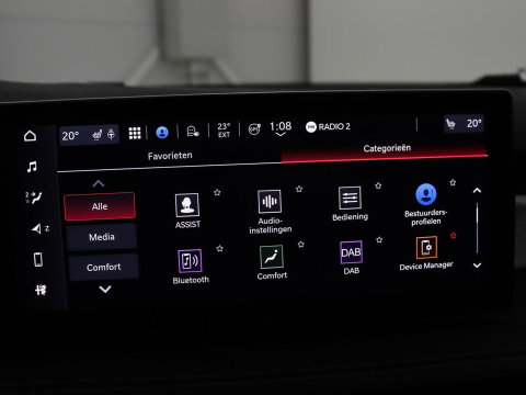 Alfa Romeo Tonale 1.5T Hybrid Veloce | 360 Camera | Stoel ventilatie | Stoel/stuur verwarming | Carplay | Matrix LED | Digital cockpit | Keyless | Adaptive cruise | Elektrische stoelen | Leder | Parkeerhulp | Elektrische kofferbak | Climate control