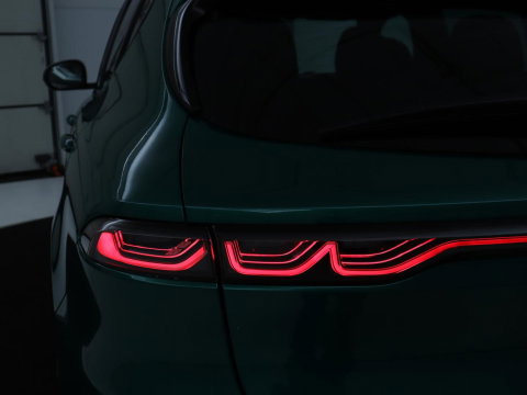 Alfa Romeo Tonale 1.5T Hybrid Veloce | 360 Camera | Stoel ventilatie | Stoel/stuur verwarming | Carplay | Matrix LED | Digital cockpit | Keyless | Adaptive cruise | Elektrische stoelen | Leder | Parkeerhulp | Elektrische kofferbak | Climate control