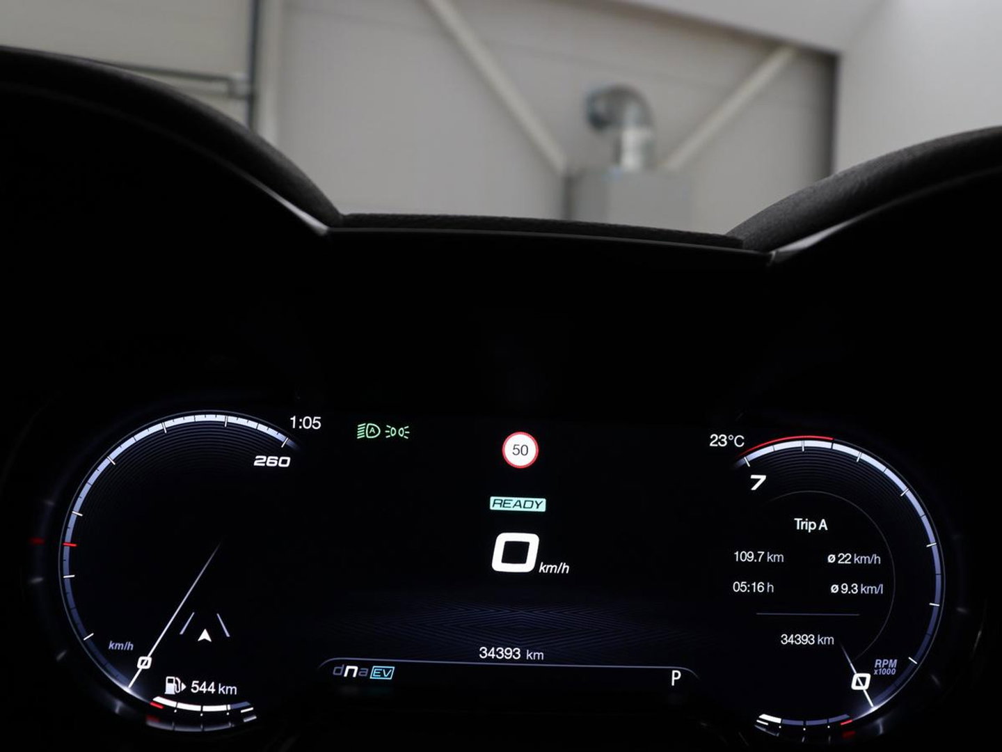 Alfa Romeo Tonale 1.5T Hybrid Veloce | 360 Camera | Stoel ventilatie | Stoel/stuur verwarming | Carplay | Matrix LED | Digital cockpit | Keyless | Adaptive cruise | Elektrische stoelen | Leder | Parkeerhulp | Elektrische kofferbak | Climate control