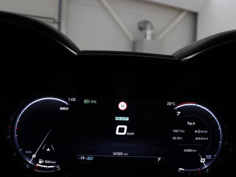 Alfa Romeo Tonale 1.5T Hybrid Veloce | 360 Camera | Stoel ventilatie | Stoel/stuur verwarming | Carplay | Matrix LED | Digital cockpit | Keyless | Adaptive cruise | Elektrische stoelen | Leder | Parkeerhulp | Elektrische kofferbak | Climate control