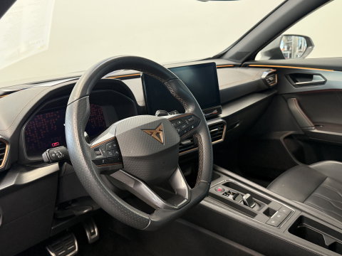CUPRA Formentor 1.4 e-Hybrid VZ Performance Elec Klep ACC Apple Carplay Stuur-/Stoelverwarming PDC 24 Maanden garantie* (Vraag naar de voorwaarden)