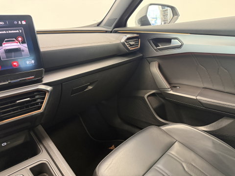 CUPRA Formentor 1.4 e-Hybrid VZ Performance Elec Klep ACC Apple Carplay Stuur-/Stoelverwarming PDC 24 Maanden garantie* (Vraag naar de voorwaarden)