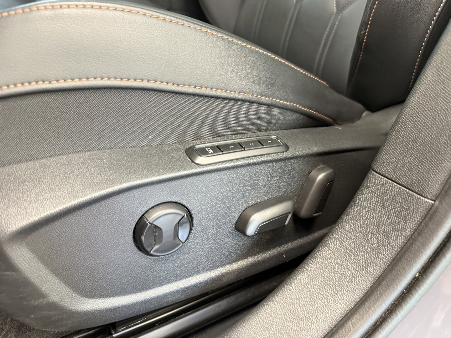 CUPRA Formentor 1.4 e-Hybrid VZ Performance Elec Klep ACC Apple Carplay Stuur-/Stoelverwarming PDC 24 Maanden garantie* (Vraag naar de voorwaarden)