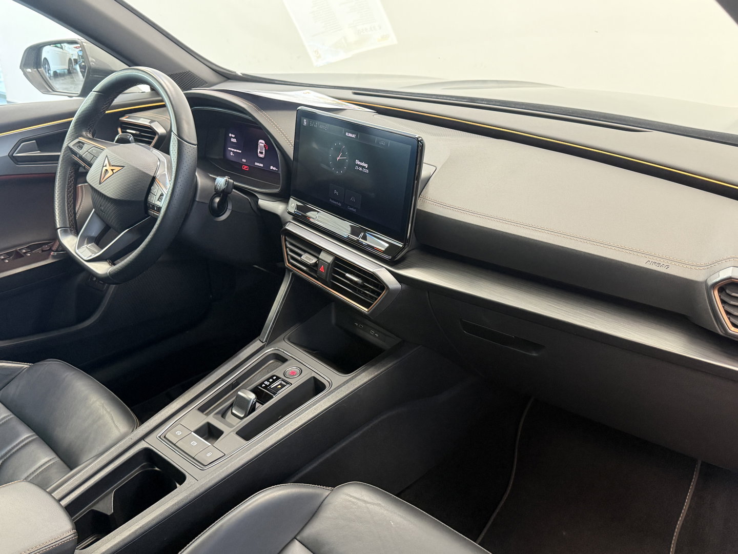 CUPRA Formentor 1.4 e-Hybrid VZ Performance Elec Klep ACC Apple Carplay Stuur-/Stoelverwarming PDC 24 Maanden garantie* (Vraag naar de voorwaarden)