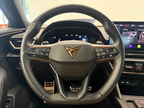 CUPRA Formentor 1.4 e-Hybrid VZ Performance Elec Klep ACC Apple Carplay Stuur-/Stoelverwarming PDC 24 Maanden garantie* (Vraag naar de voorwaarden)