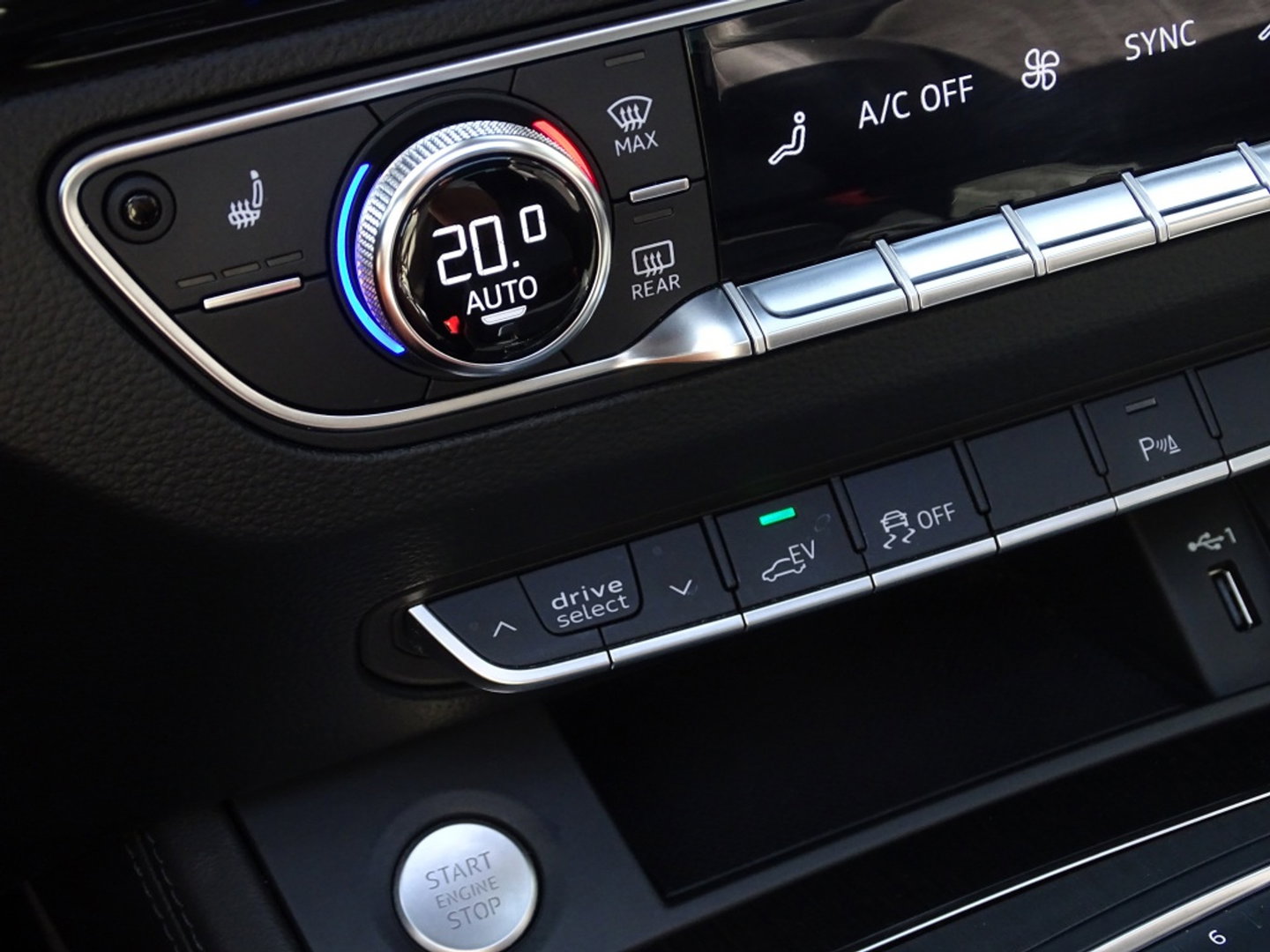 Audi Q5 50 TFSI e 299PK / S-Line / 20'' Rotor / panoramadak / LED
