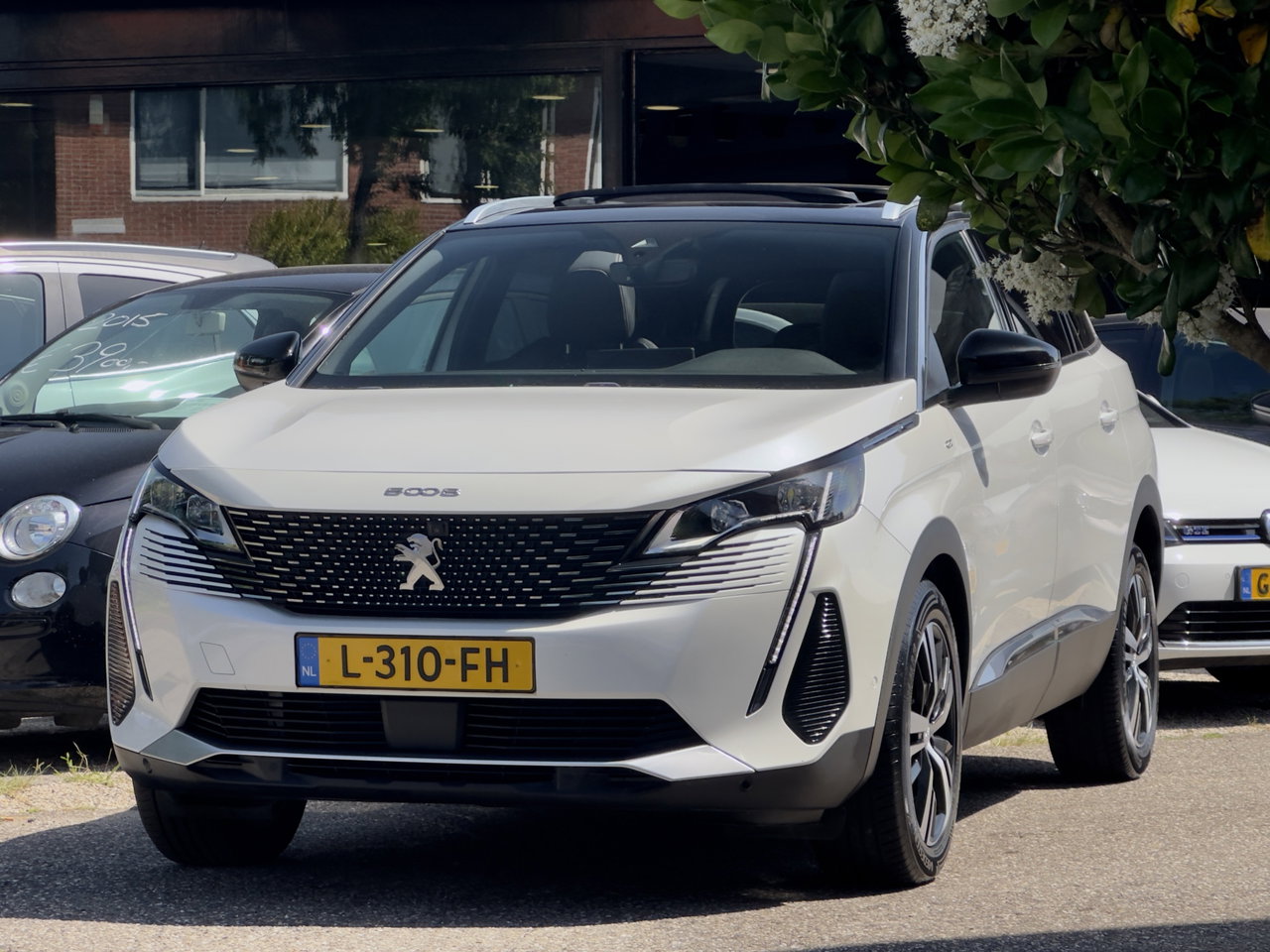 Peugeot 5008