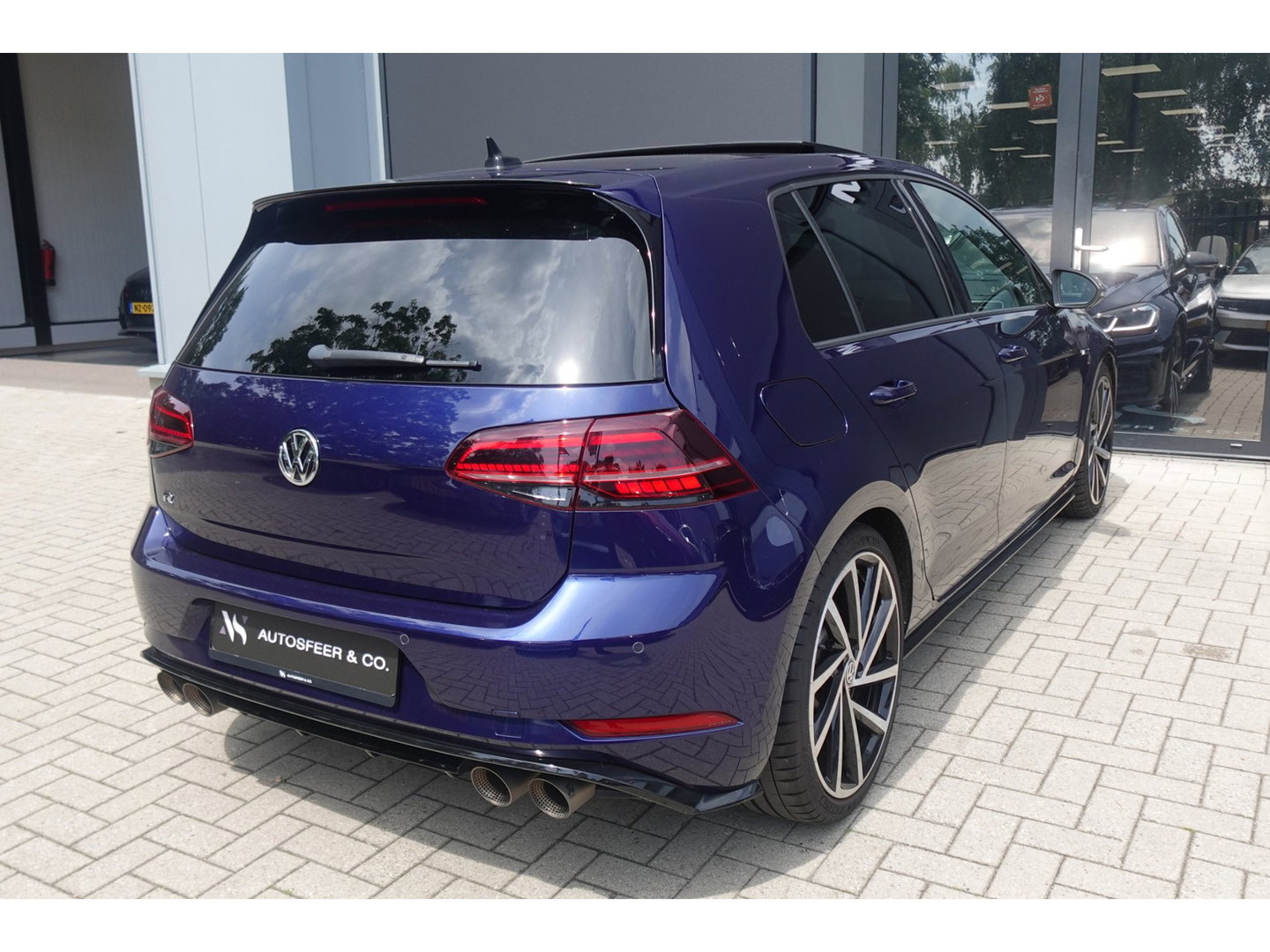 Volkswagen Golf 2.0 TSI 4Motion R PANO AKRA MEMORY VOL'