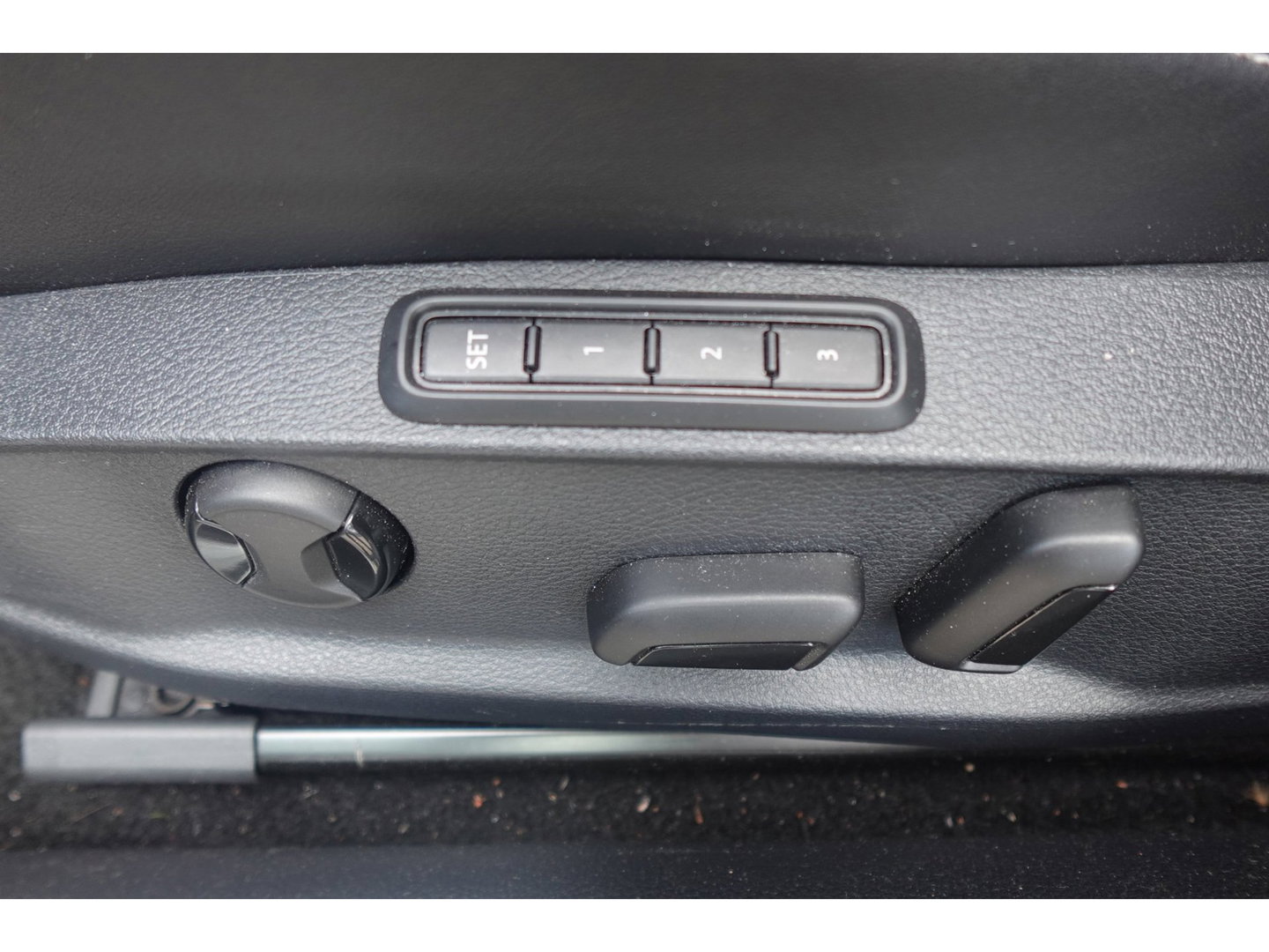 Volkswagen Golf 2.0 TSI 4Motion R PANO AKRA MEMORY VOL'