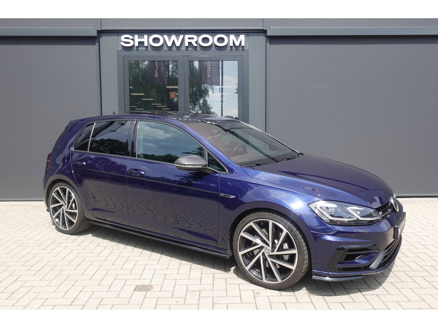 Volkswagen Golf 2.0 TSI 4Motion R PANO AKRA MEMORY VOL'