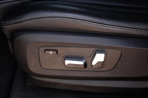BMW X5 xDrive45e High Executive CARPLAY / CAMERA / DEALER ONDERHOUDEN / ZWART LEER / STOELVERWARMING / TREKHAAK