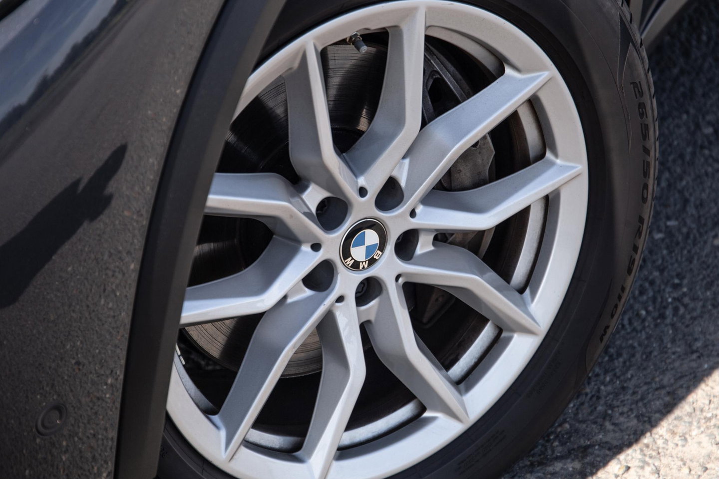 BMW X5 xDrive45e High Executive CARPLAY / CAMERA / DEALER ONDERHOUDEN / ZWART LEER / STOELVERWARMING / TREKHAAK