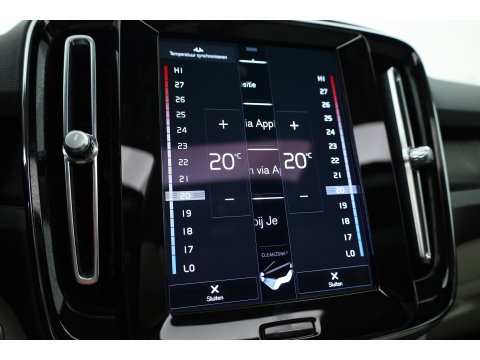 Volvo XC40 1.5 T4 Plug-in hybrid Ultimate Dark | Pano | H&K Audio | Memory | achteruitrijcamera | 20 " |