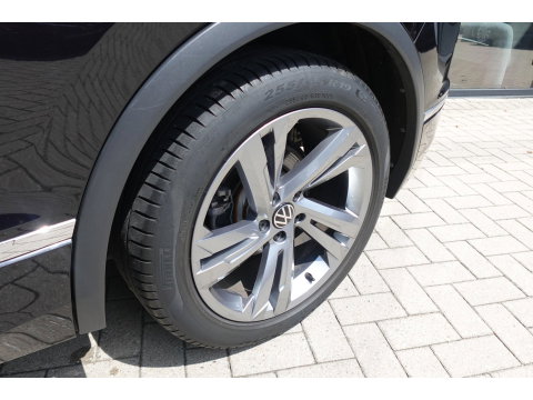Volkswagen Tiguan 1.5 TSI R-Line PANO KEYLESS VOL'