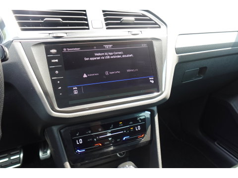 Volkswagen Tiguan 1.5 TSI R-Line PANO KEYLESS VOL'