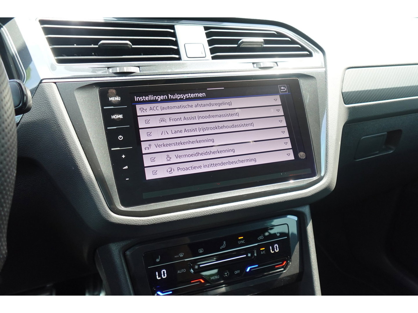 Volkswagen Tiguan 1.5 TSI R-Line PANO KEYLESS VOL'