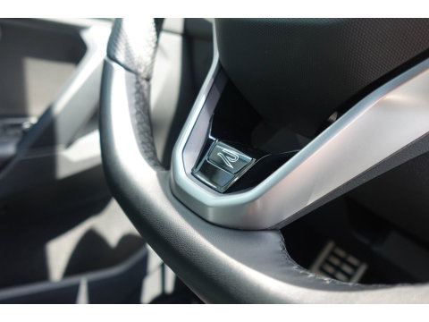 Volkswagen Tiguan 1.5 TSI R-Line PANO KEYLESS VOL'