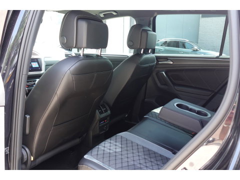 Volkswagen Tiguan 1.5 TSI R-Line PANO KEYLESS VOL'