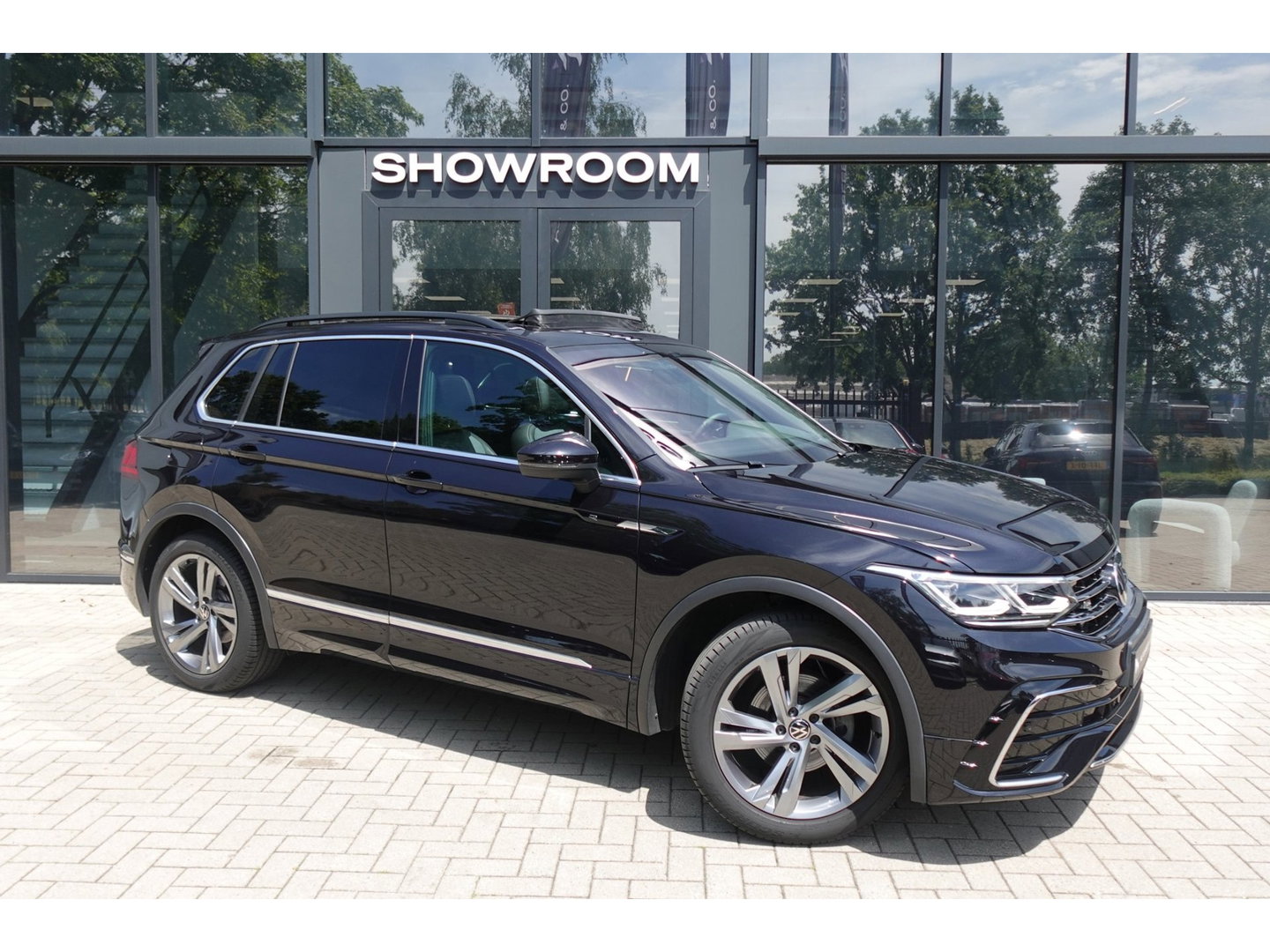 Volkswagen Tiguan 1.5 TSI R-Line PANO KEYLESS VOL'