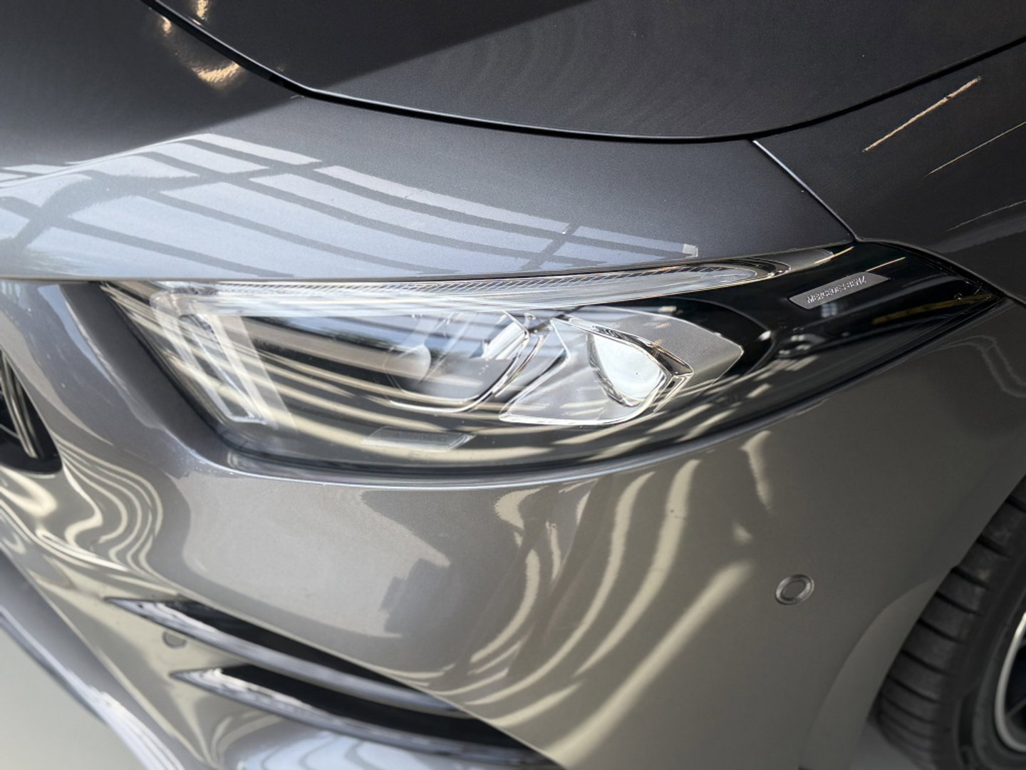 Mercedes-Benz A-Klasse 220 automaat / Premium Plus / AMG-Pakket / LED