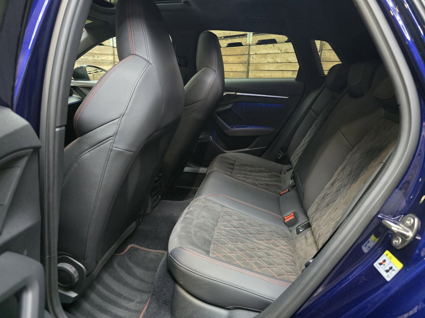 Audi A3 Sportback 45 TFSI e S edition Competition Matrix Pano HUD Camera S line 19"LM