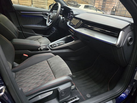 Audi A3 Sportback 45 TFSI e S edition Competition Matrix Pano HUD Camera S line 19"LM