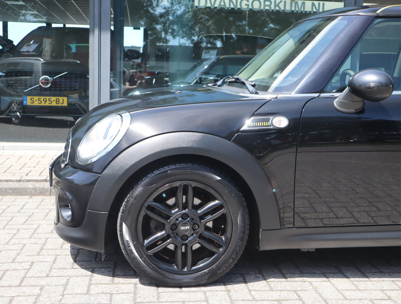 MINI One