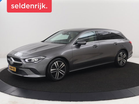 Mercedes-Benz CLA-Klasse Shooting Brake 180 Business Solution Luxury Trekhaak| Carplay | DAB | Parkeersensoren | Camera | Navigatie | Sfeerverlichting | Adaptive cruise | LM