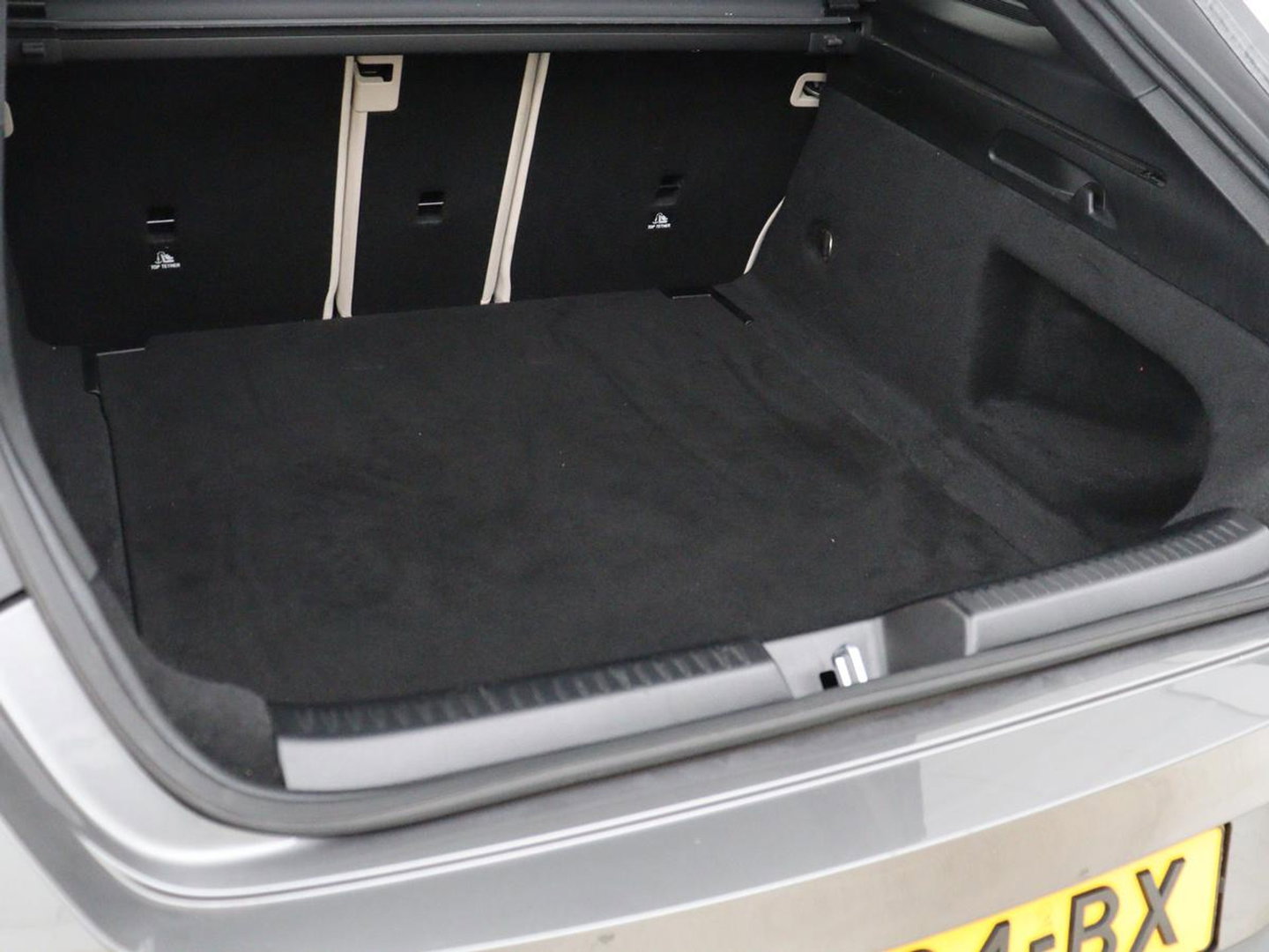 Mercedes-Benz CLA-Klasse Shooting Brake 180 Business Solution Luxury Trekhaak| Carplay | DAB | Parkeersensoren | Camera | Navigatie | Sfeerverlichting | Adaptive cruise | LM