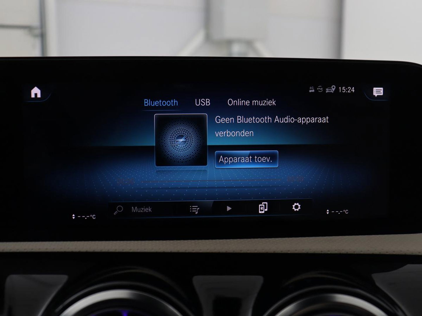 Mercedes-Benz CLA-Klasse Shooting Brake 180 Business Solution Luxury Trekhaak| Carplay | DAB | Parkeersensoren | Camera | Navigatie | Sfeerverlichting | Adaptive cruise | LM
