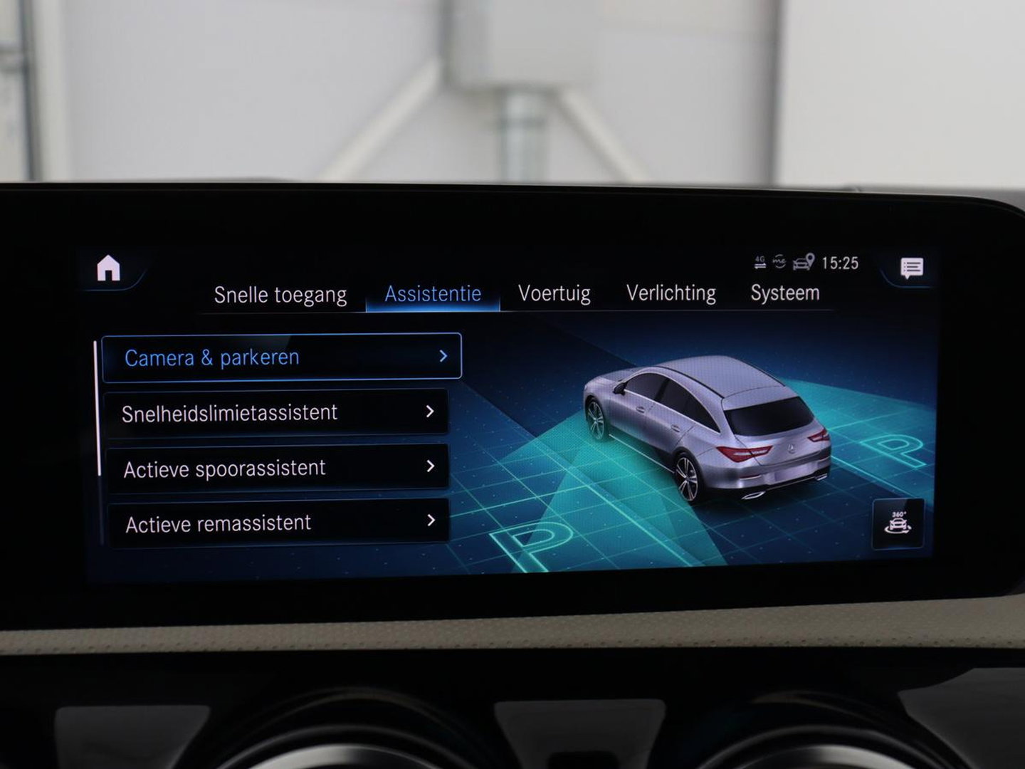 Mercedes-Benz CLA-Klasse Shooting Brake 180 Business Solution Luxury Trekhaak| Carplay | DAB | Parkeersensoren | Camera | Navigatie | Sfeerverlichting | Adaptive cruise | LM