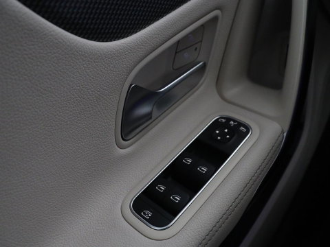Mercedes-Benz CLA-Klasse Shooting Brake 180 Business Solution Luxury Trekhaak| Carplay | DAB | Parkeersensoren | Camera | Navigatie | Sfeerverlichting | Adaptive cruise | LM