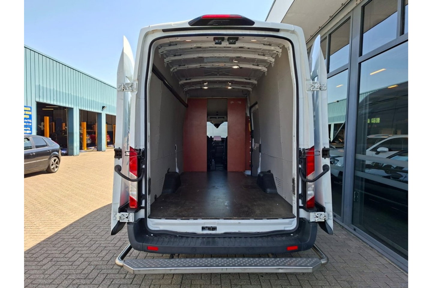 Ford Transit 350 2.0 TDCI L4H3 AUTOMAAT AIRCO NAVI CRUISE PDC-CAMERA