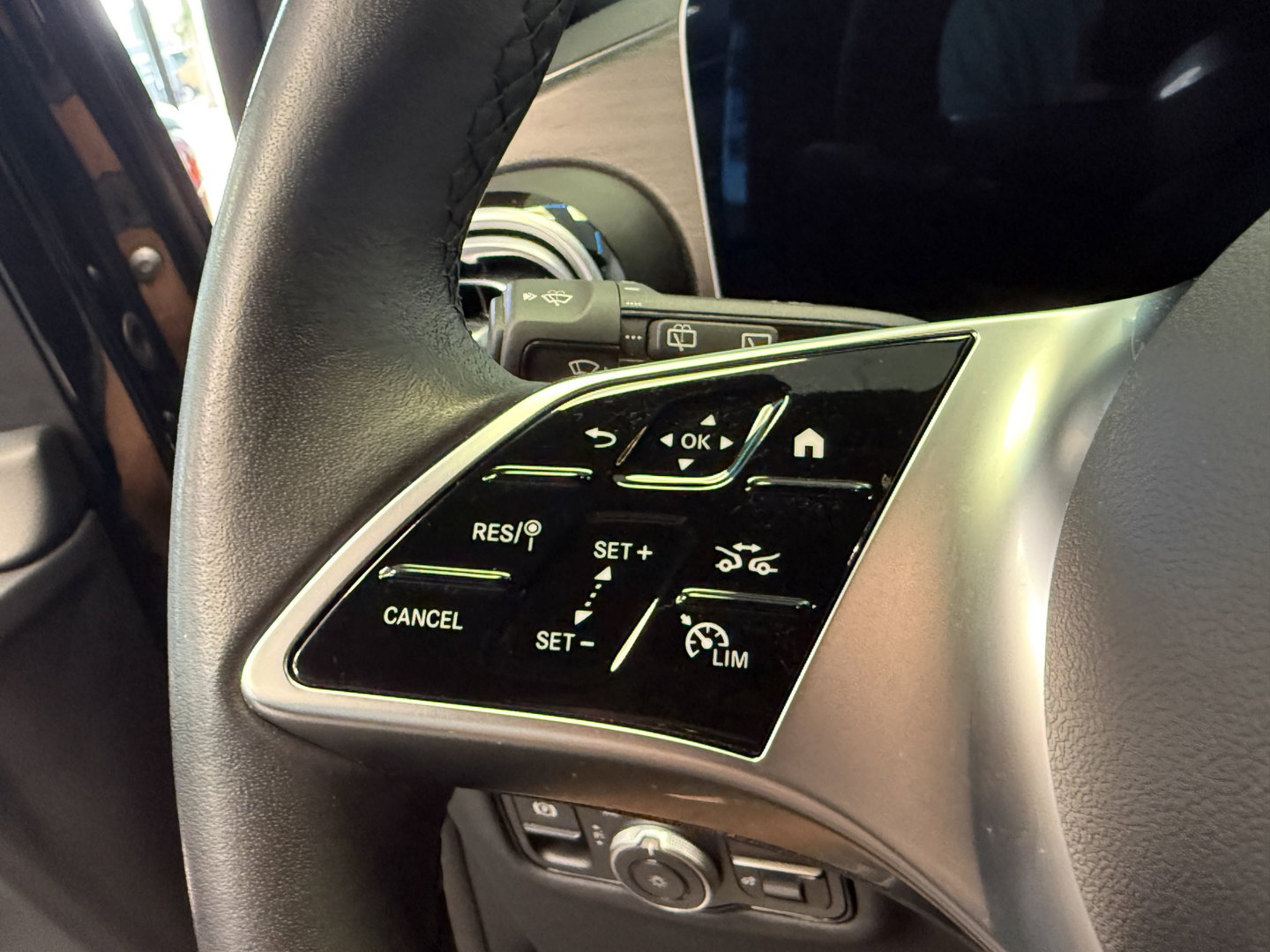 Mercedes-Benz V-Klasse 300d Extra Lang DC Avantgarde Edition Maxton Design Pakket AMG