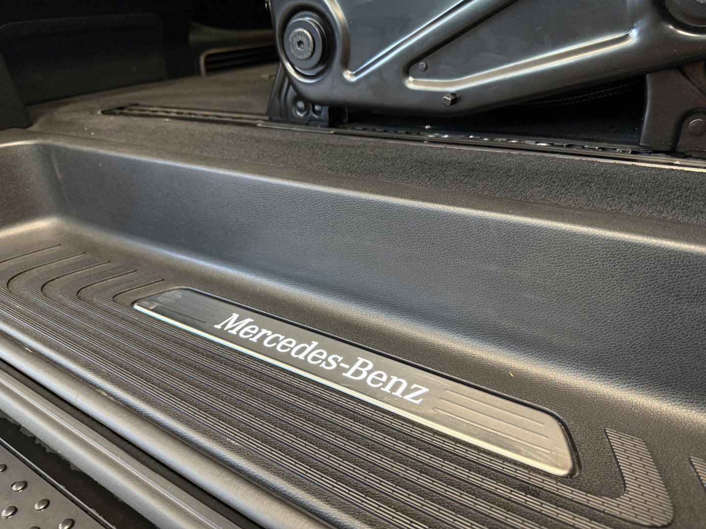 Mercedes-Benz V-Klasse 300d Extra Lang DC Avantgarde Edition Maxton Design Pakket AMG
